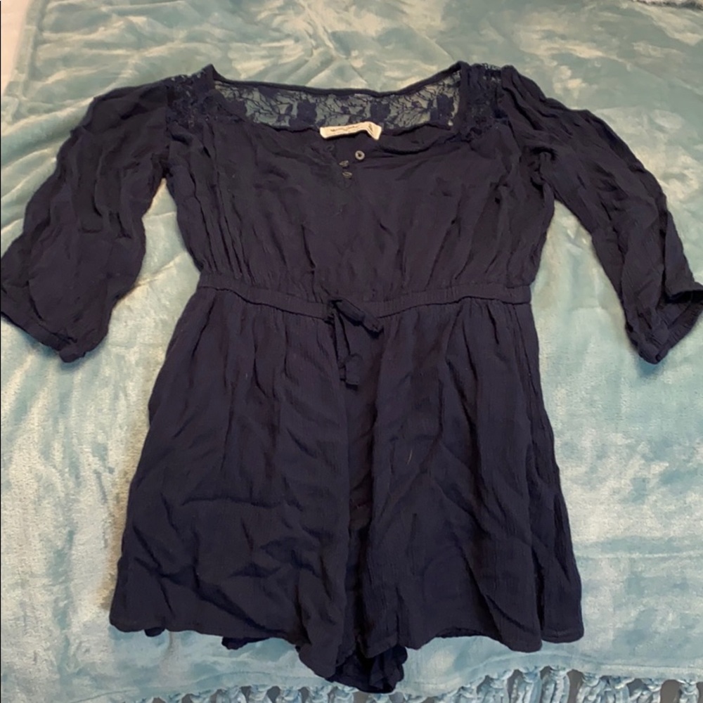 Quarter sleeve, lace romper